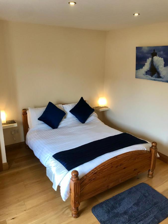 Oak Trees Corner Stylish , Relaxing , Getaway Apartment Уиклоу Екстериор снимка